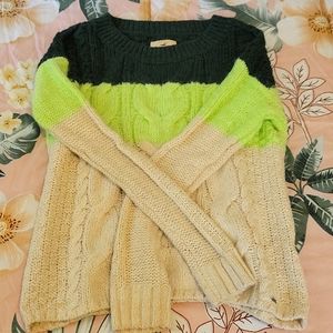 Hollister Co. Green & Cream Knit Sweater
